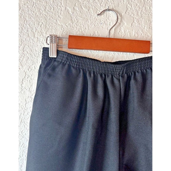 Alfred Dunner Pleated Black Petite Pull On Dress Pants w/ Pockets - Size 10P - Picture 3 of 7